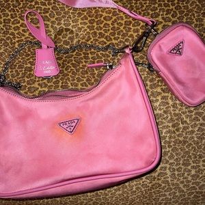 Prada Re-Edition 2005 Nylon Bag Pink